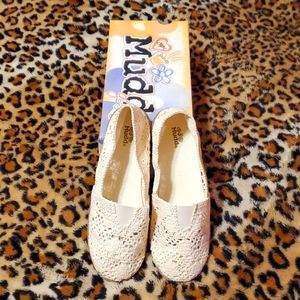 Girl's 3 Super Cute Mudd Cream Lace Slip On Flats